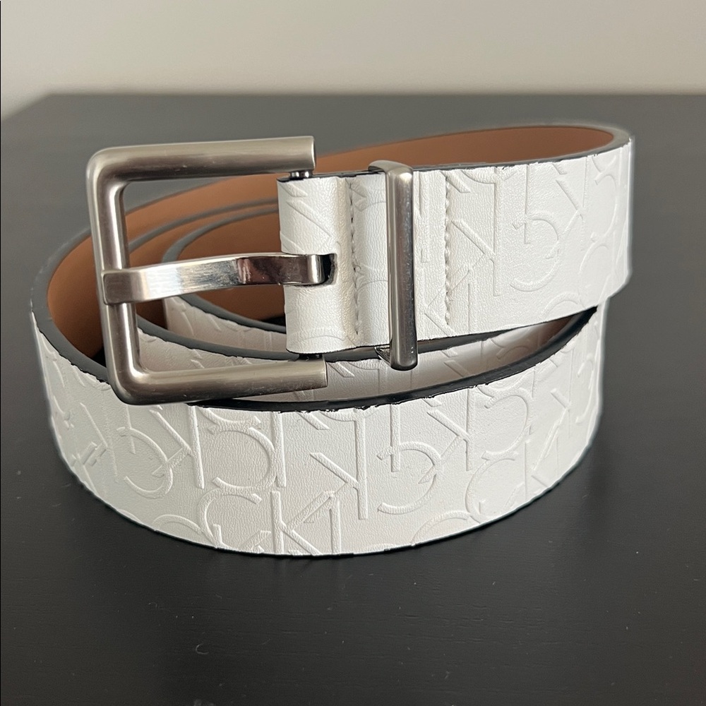 CALVIN KLEIN | White Embossed CK Logo Vegan Leather Belt with Silver Buckle